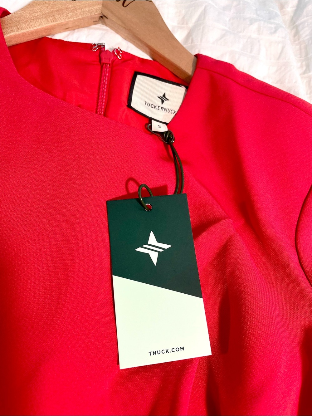 Tuckernuck Sienna Wrap Dress NWT Poppy & Hot Pink Mini (Small / S) - Picture 5 of 8